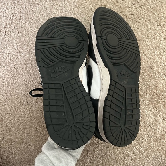 Nike Dunks - Picture 2 of 4